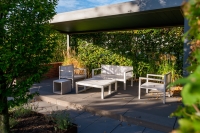 Zo maak je van je terras een privéresort met low dining meubels