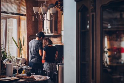 Je huis aanpassen: zelf regelen of een aanvraag doen?